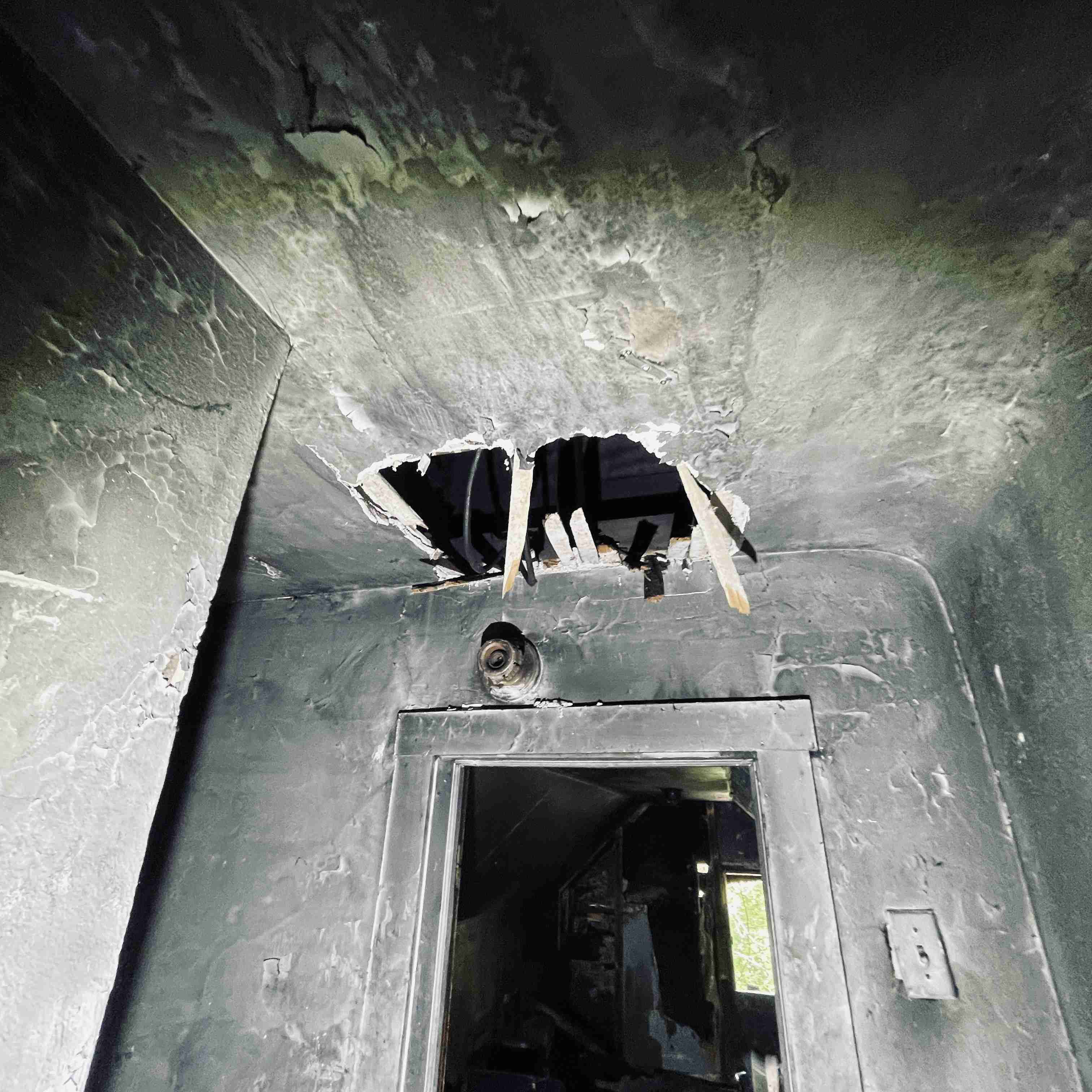 1060 Meldrum (58).jpg